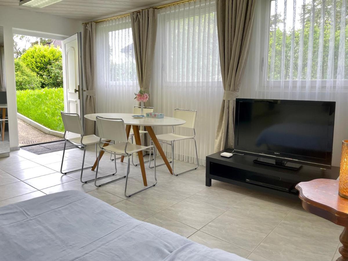 Studio In Stadtnaehe Zuerich Mit Guter Verkehrsanbindung Adliswil Экстерьер фото